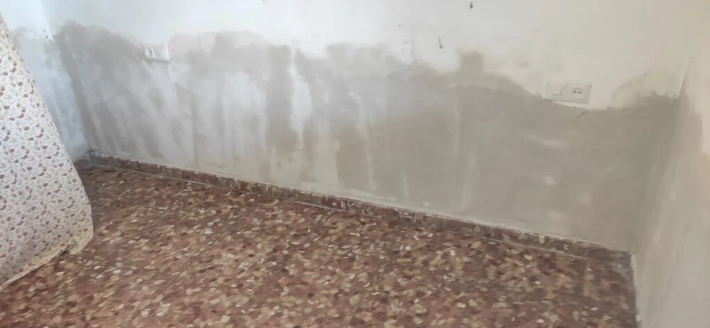 Humedad capilaridad reparada