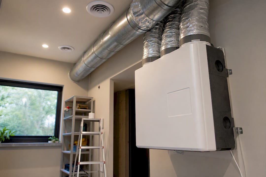 Instalación de un sistema de ventilación mecánica controlada en el interior de la vivienda